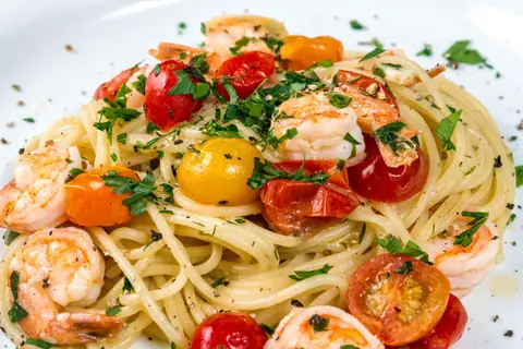 Spaghetti with shrimp